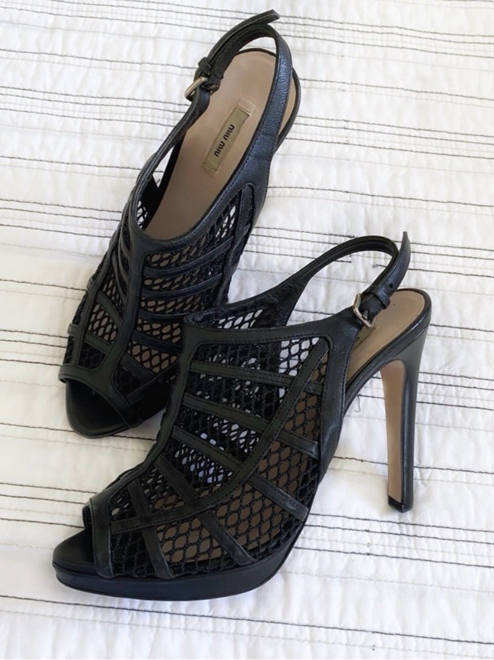 MIU MIU Vintage Heels Peep Toe Style
Black Leather Mesh Platform size 37.5 - Picture 2 of 9